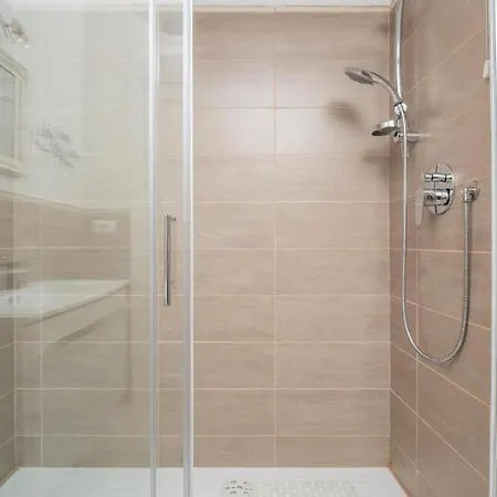 Apartment Bellissimo Con Veranda Privata Al Centro Di *