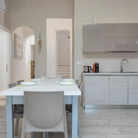 Bellissimo Con Veranda Privata Al Centro Di *