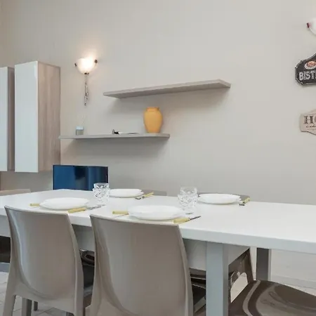 Bellissimo Con Veranda Privata Al Centro Di Apartment *